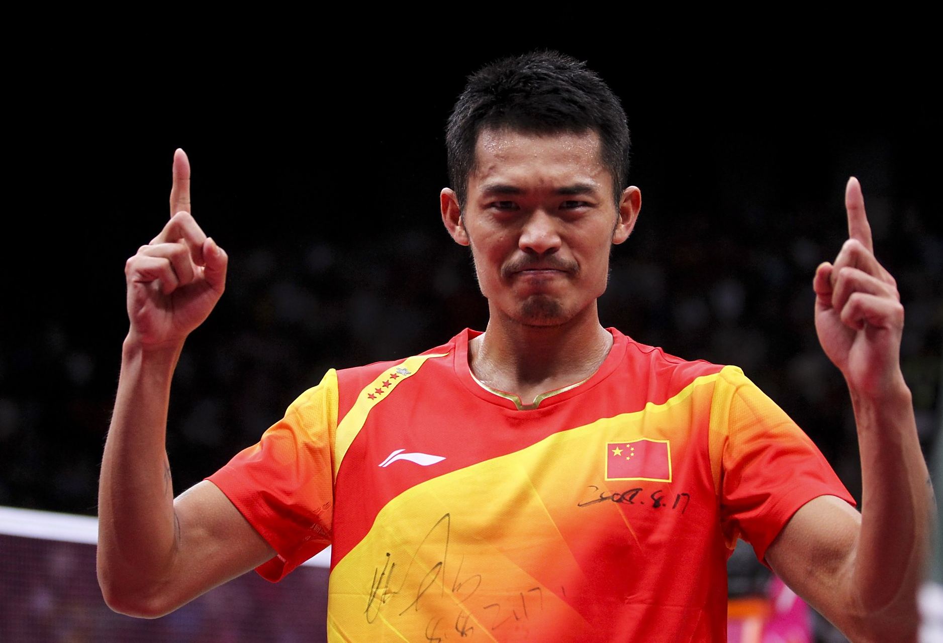 显得捉襟见 显得捉襟见