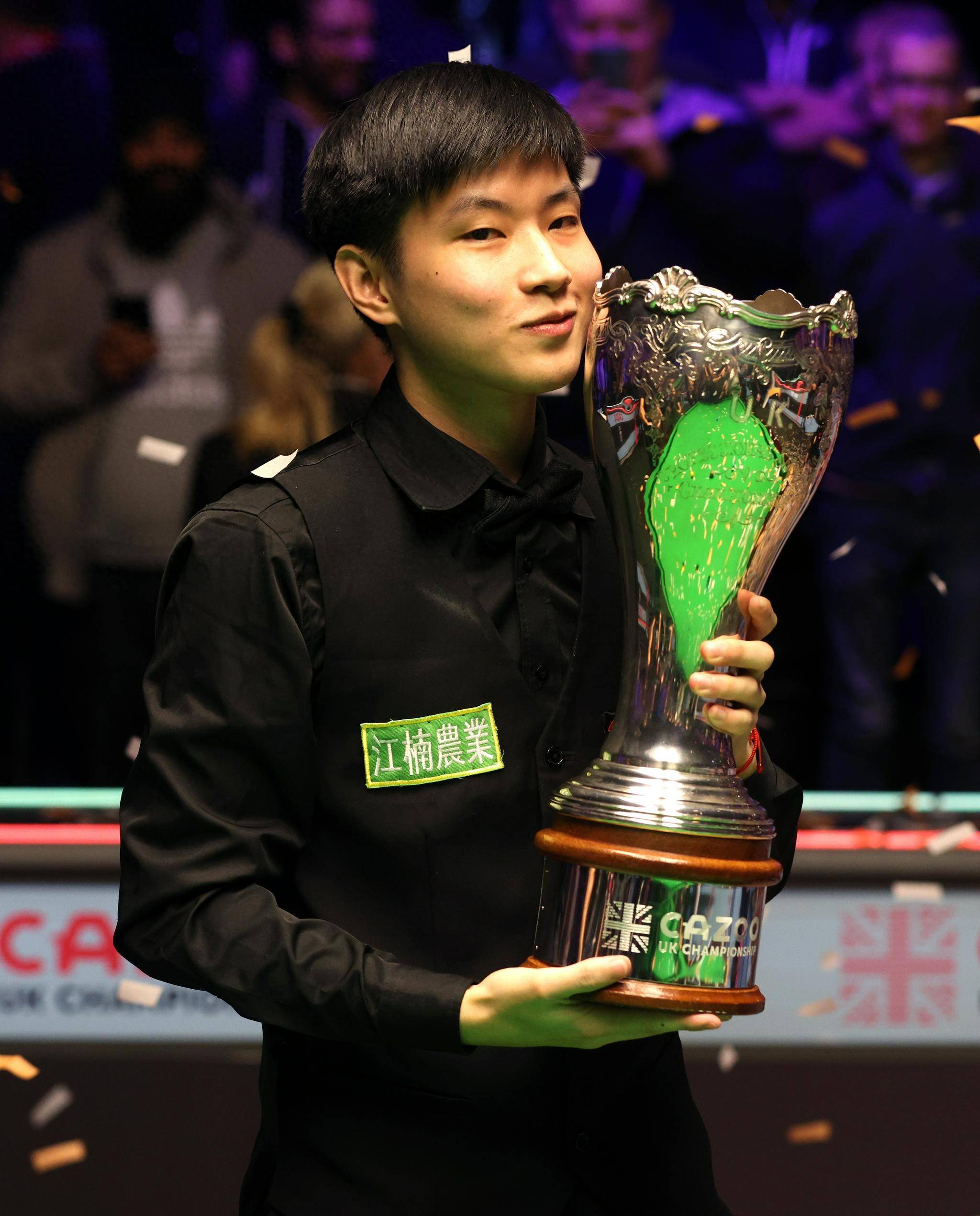 更像是理性 更像是理性